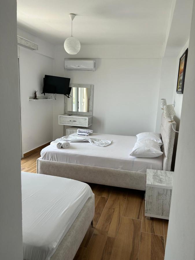 Eri Rooms Sarandë Eksteriør billede