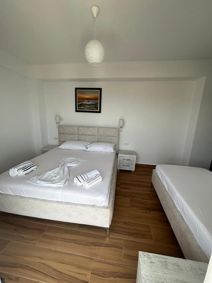 Eri Rooms Sarandë Eksteriør billede