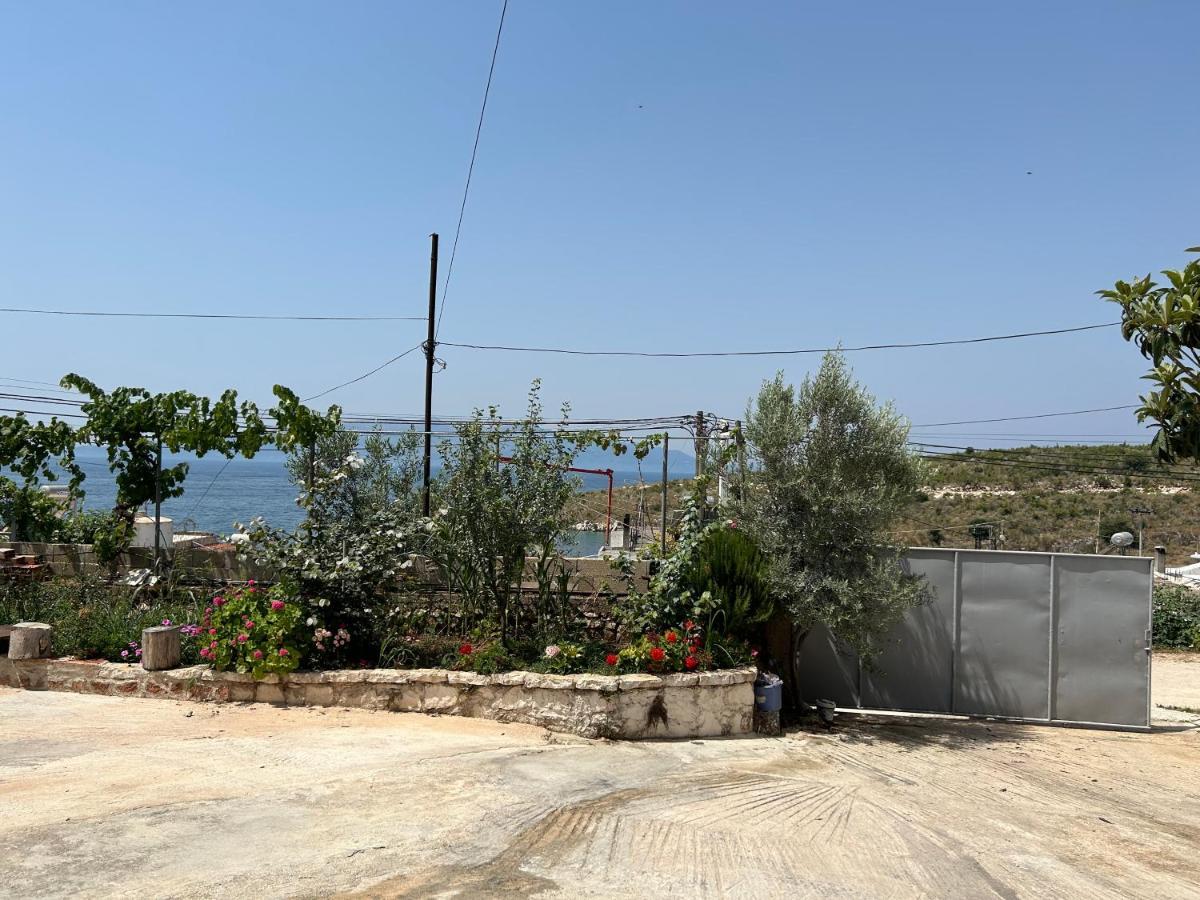 Eri Rooms Sarandë Eksteriør billede